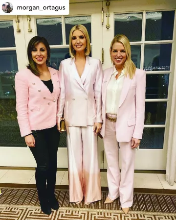 Alejandra Alonso Rojas Blazer teñido a mano usado por Ivanka Trump Hay-Adams Hotel noviembre 13, 2019