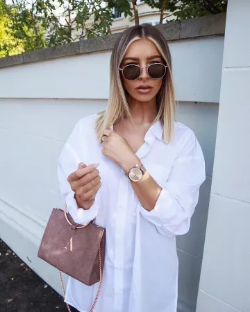 Gafas de sol redondas de Alexx Coll en la cuenta de Instagram @alexxcoll