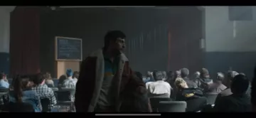 The jacket worn by James Frey Aaron Taylor-Johnson in the movie A million little pieces 