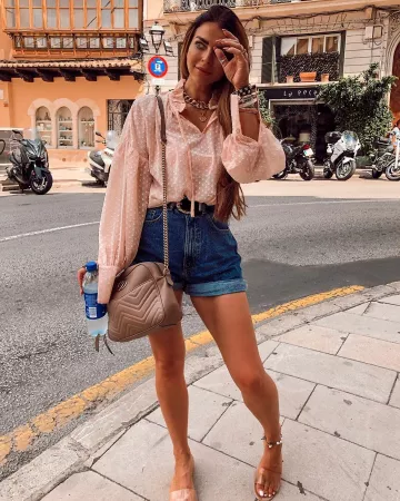 Plaqué or de Dames de Montre de Beth Bartram sur l'Instagram account @beth_bartram