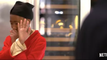 The bathrobe of Mya Williams (Deysha Nelson) in the Holiday Rush