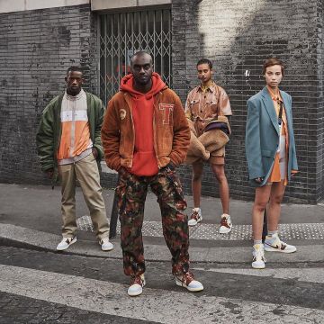 The pair of Nike Jordan worn by a mannequin on the account Instagram of @caminotv