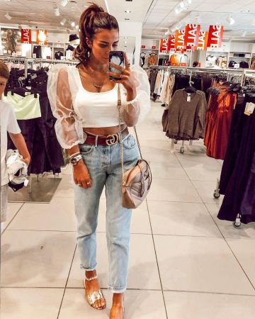 Gucci Ceinture en Cuir Avec Double G Buckle de B eth Bartram sur l'Instagram account @beth_bartram