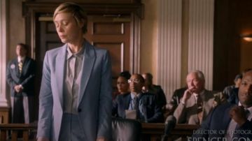 Theory Light Blue Stretch Cotton Straight Leg Crop Pantalones usados por Bonnie Winterbottom (Liza Weil) en How to Get Away with Murder Temporada 6 Episodio 8