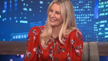 Magda butrym Ruchés de Soie Arc Mini Robe portée par Morgan Stewart sur E! News 18 Novembre 2019