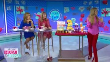 Badgley mischka Con­trast Bell Sleeve Dress worn by Hoda Kotb on Today November 18, 2019