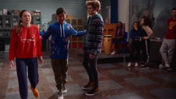 Vans Noir/Jaune Jaune Sk8-Hi en Velours côtelé Pro Chaussures portés par Ricky (Josué Bassett) dans High School Musical: La Musique: La Série Saison 1, Épisode 2