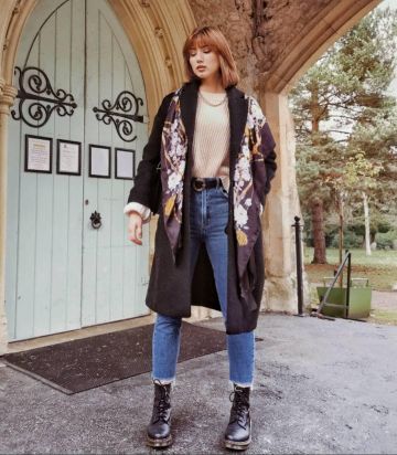 Black Coat of Abi Milner on the Instagram account @abigail_janine