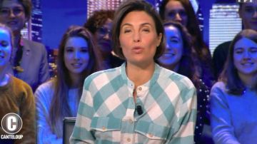 La camisa a cuadros de Alessandra Sublet en C'est Canteloup el 20.11.2019