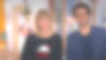 Le pull FUJI de Maya Lauqué dans La Quotidienne