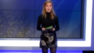 Falda de cuero de Pauline Sanzey en Daily Sport el 21.11.2019