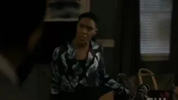 Alice+olivia imprimé Floral Shirt porté par Lynn Pierce (Christine Adams) en Noir Lightning Season03 Episode06