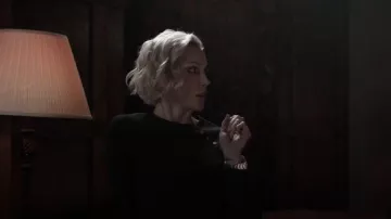 Topshop Button Ribbed Pullover worn by Laurel Lance (Katie Cassidy) in Arrow Season 08 Episode 05