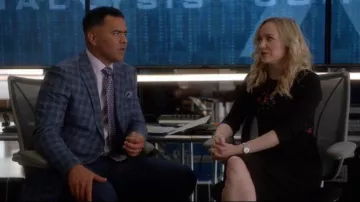 Jason Wu Vestido Floral Negro usado por Marissa Morgan (Geneva Carr) en Bull Temporada 04 Episodio 08