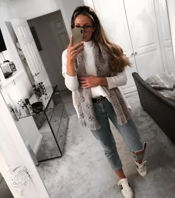 Gucci Brodé Sneaker de Chloe Hollande sur l'Instagram account @chloe_lauren_xx