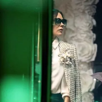 Victoria Beckham Faye Chaqueta de algodón blend usada por Victoria Beckham Beverly Hills 20 de noviembre de 2019