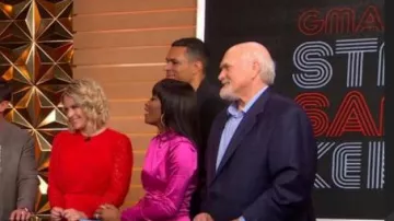 Probablement Khaleesi Mini Robe portée par Keke Palmer sur Good Morning America, le 21 novembre 2019