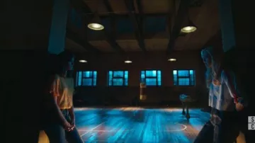 Jolt Yellow Button Front Ruffled Sleeve Shirt worn by Josie Saltzman (Kaylee Bryant) in Legacies Season 02 Episode 06