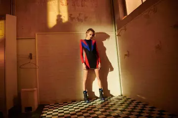 Les baskets montantes Puma x Balmain de Cara Delevingne sur le compte Instagram de @caradelevingne