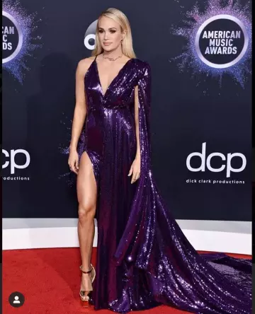 Giuseppe Zanotti Betty Sandalias de plataforma de charol usadas por Carrie Underwood American Music Awards, 24 de noviembre de 2019