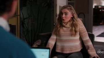 Urban Outfitters UO Mackenna (Rayé Chandail à col Roulé porté par Taylor Otto (Meg Donnelly) dans American Housewife Saison 4 Épisode 8