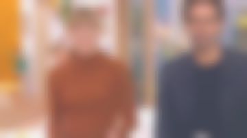 El jersey de cuello tortuga, en tono jersey acanalado ligeramente metálico por Maya Lauqué en La Quotidien el 26.11.2019