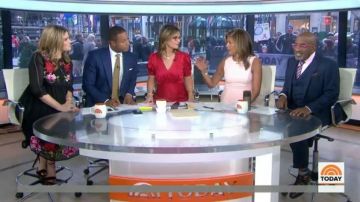 Eliza J El­la Ruf­fle Cas­cade Crepe Sheath Dress worn by Hoda Kotb on Today November 23, 2019