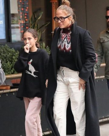Tom Ford Black Blue Block Thick Square Glasses usados por Jennifer Lopez Beverly Hills noviembre 26, 2019