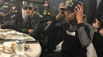 Le sweatshirt noir The North Face porté par Timal pour son freestyle dans l'émission Planète Rap de Djadja et Dinaz