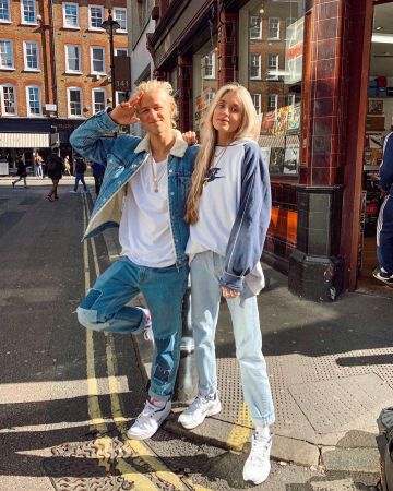 Nike  Air Monarch Trainers of Olivia Frost on the Instagram account @oliviabynature