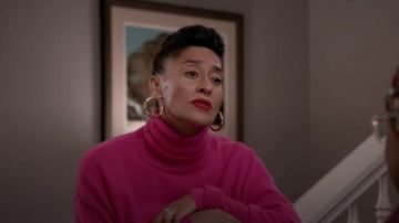 Madewell Simplement Chunky Hoop Boucles d'oreilles portées par arc-en-ciel Johnson (Tracee Ellis Ross), en black-ish Saison 6 Épisode 9