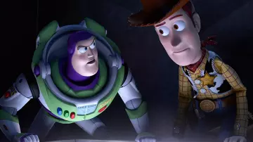 La réplica de juguete del zumbido en Toy Story 4