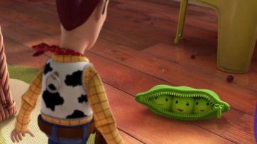 La réplica de felpa de Peas-in-a-Pod en Toy Story 3