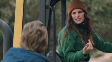 J. Crew composant logiciel Enfichable à Col Sherpa Sweat-shirt en Molleton Polartec porté par Rio (Lake Bell) dans Bénisse Ce Gâchis Saison 2 Épisode 8