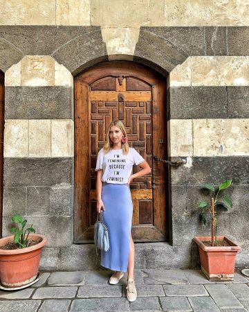 Tiny Fal­a­bel­la Tote of Sarah Baitamouni Rabbat on the Instagram account @sarahbtm