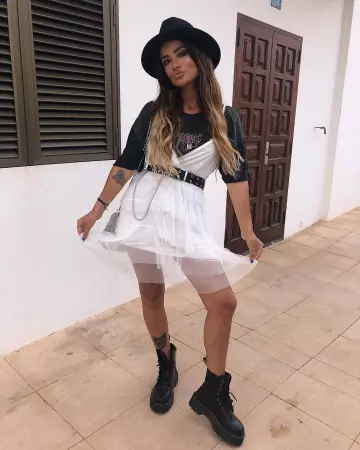 Mesh Mi­ni Dress of Leigh Woodz on the Instagram account @leighwoodz1