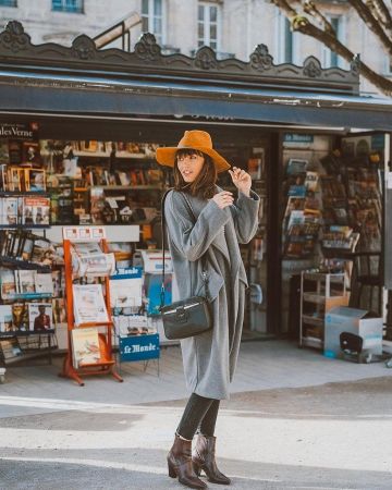 The Long grey coat worn by Milo on the account Instagram of @milovelyblog