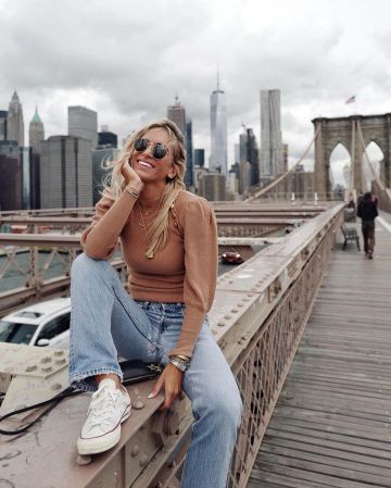 Glasses Metal round Carlotta Scarlini on his account Instagram @carlottascarlini