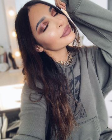 Sudadera Dragon Ball usada por Sananas en la cuenta de Instagram de @sananas2106