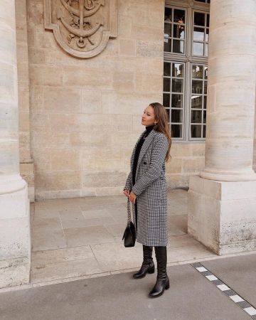 El abrigo de Laura Faujanet en la cuenta de Instagram de @laurafaujanet