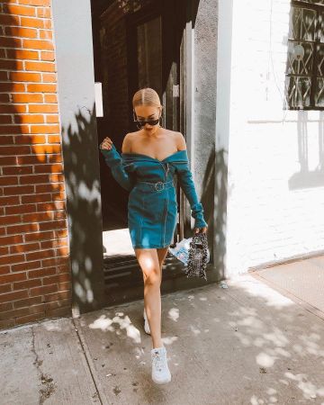 Fila Sneak­ers of Maggie on the Instagram account @maggiestories