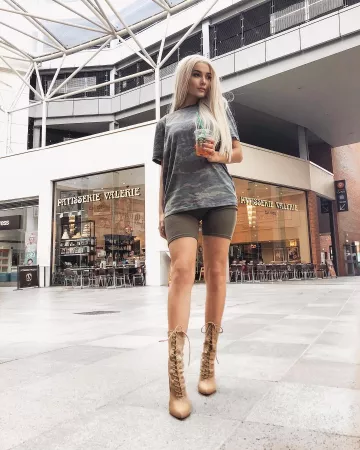 Ciclo Básico Corto de Roxi en la cuenta de Instagram @roxxsaurus