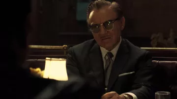 Ray-Ban Clubmaster lunettes de soleil portées par Angelo Bruno (Harvey Keitel) comme on le voit dans L'Irlandais