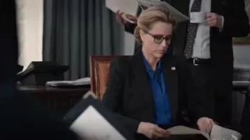 Alexander Mcqueen Cropped Sleeve Blaz­er worn by Elizabeth McCord (Téa Leoni) in Madam Secretary Season 06 Episode 09