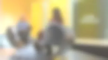 The striped pants Claire Chazal in Passage of the arts 03/12/2019