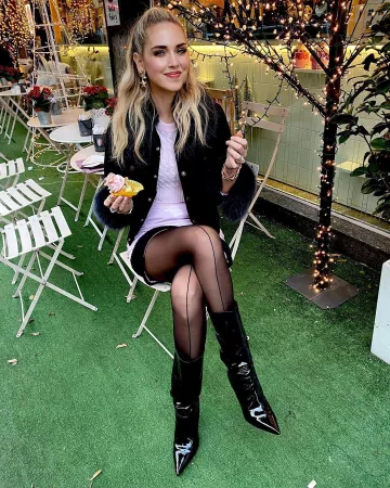Les collants de Chiara Ferragni sur son compte Instagram @chiaraferragni