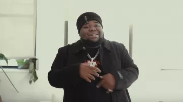 Polo Ralph Lauren Black Polo Bear Rib-Knit Hat of Rod Wave in the music video Rod Wave - Dark Clouds (Official Music Video)