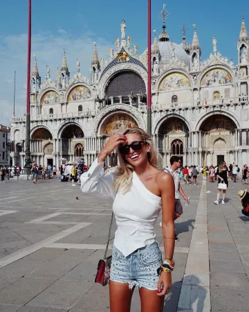 Dionysus Mini Gucci Bag With Printed Flowers Carlotta Scarlini on his account Instagram @carlottascarlini