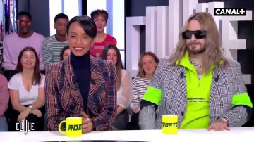 La sudadera Neon Yellow usada por SCH en Clique 