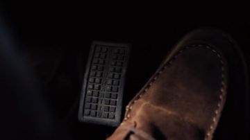 Drake's Crosby Moc-Toe Chukka Boot Brown Suede worn by James Bond (Daniel Craig) as seen in No Time To Die